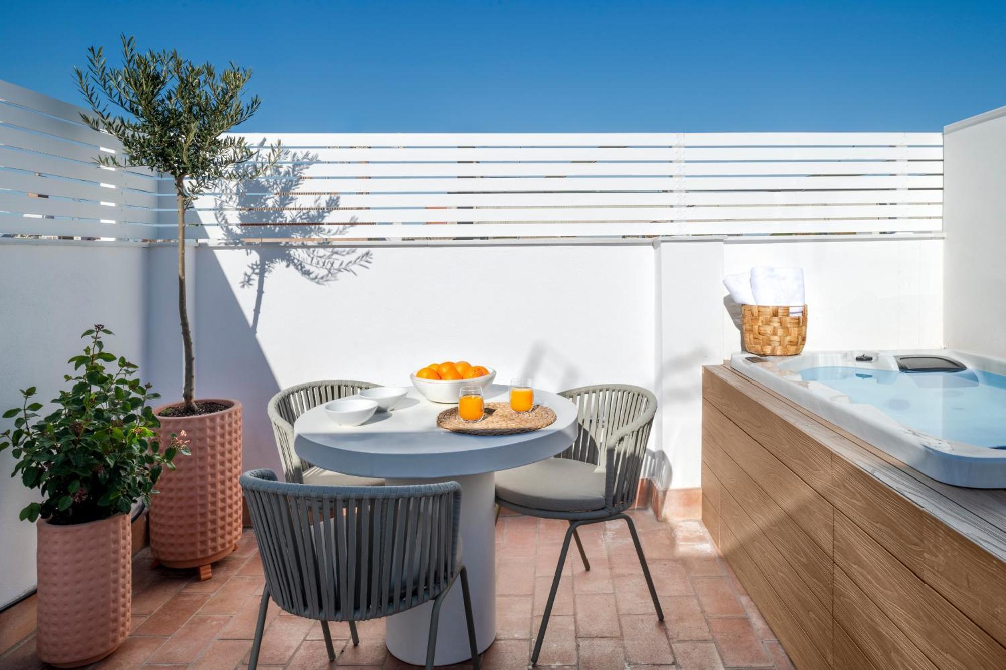 Magno Apartments Santa Clara - Private Terraces With Jacuzzi Sevilla Exterior foto